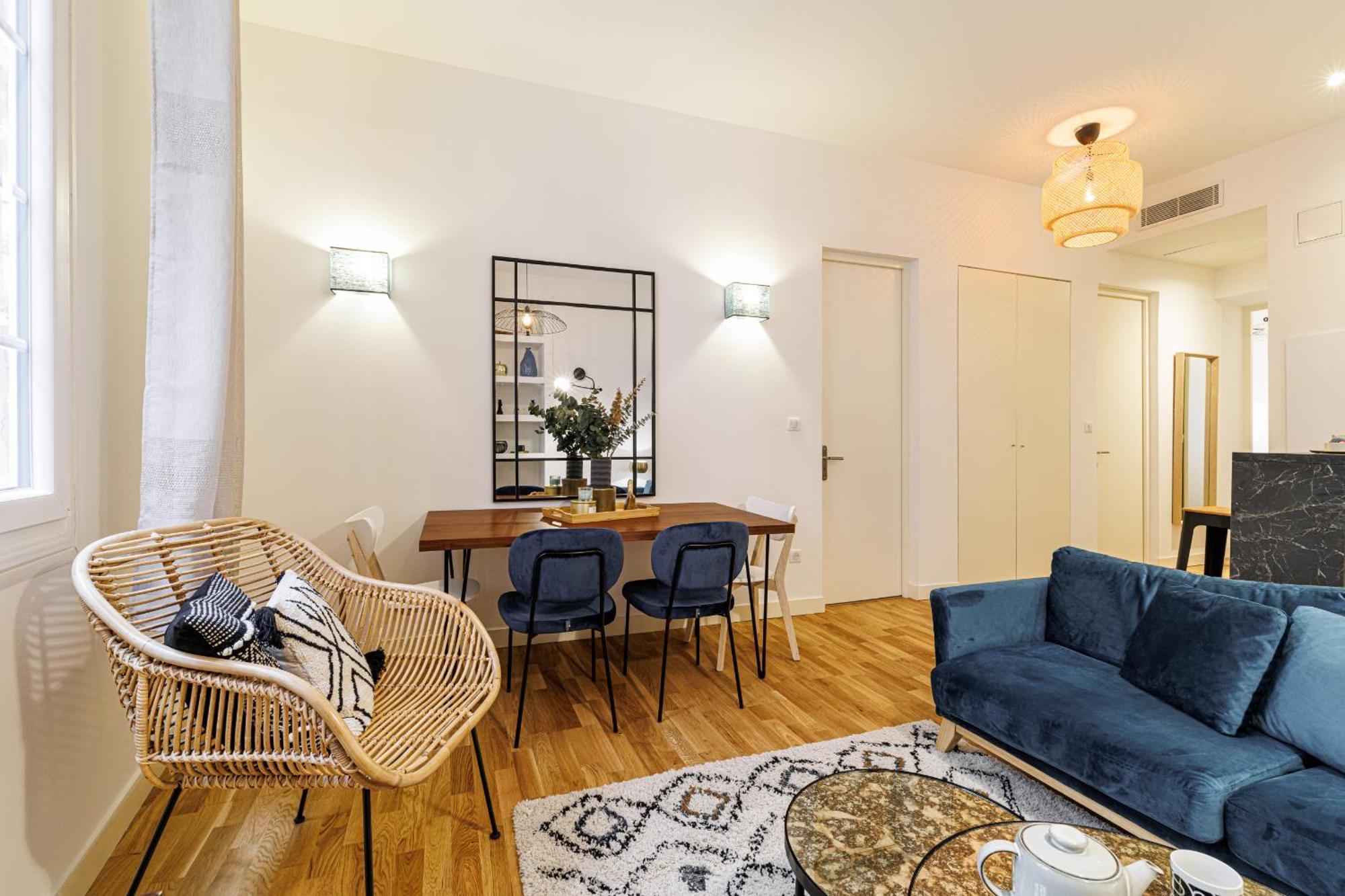 Appartamento Chic & Cozy 2 Bdr Heart Of The Old Town *