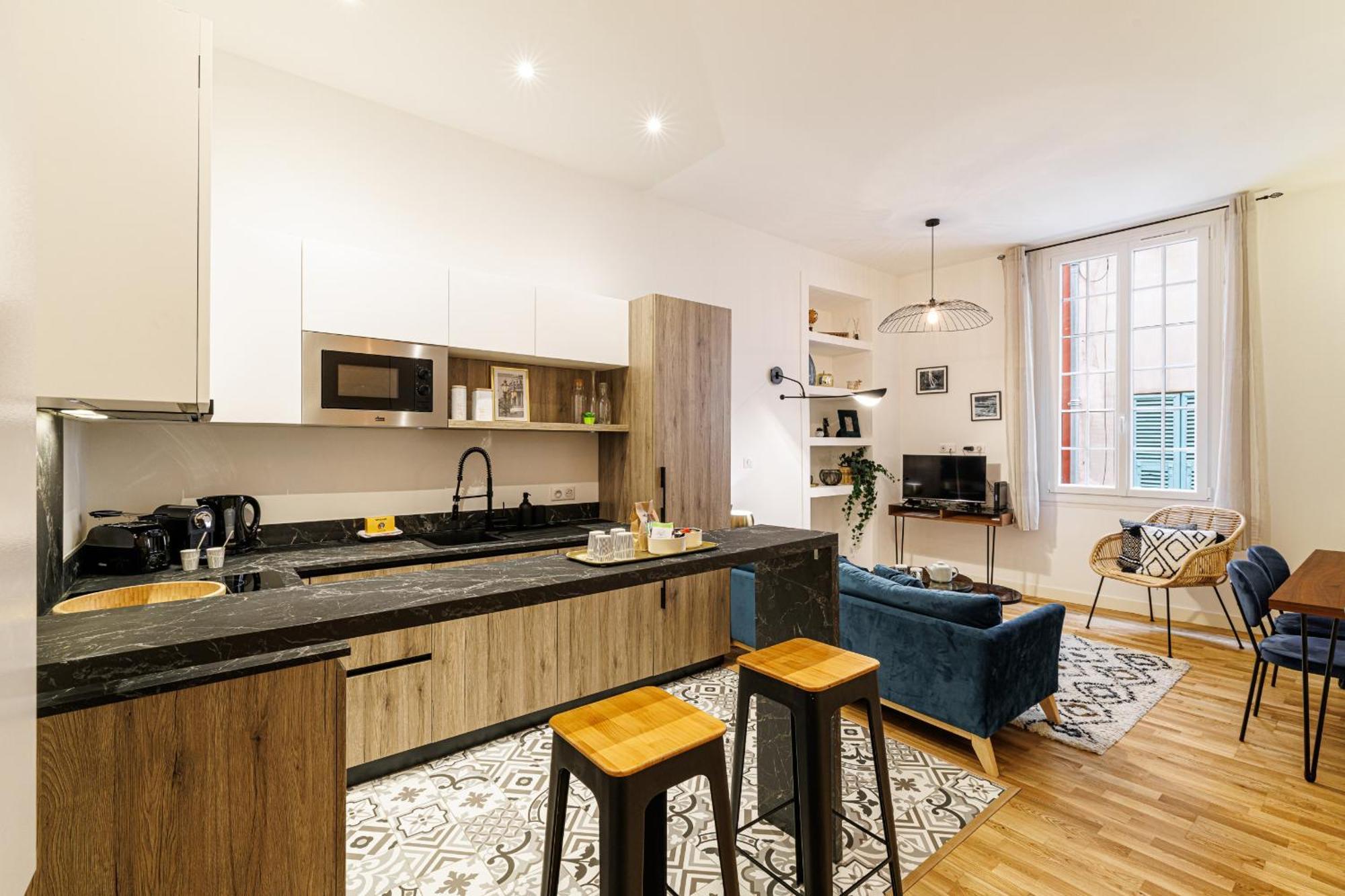 Chic & Cozy 2 Bdr Heart Of The Old Town Appartamento Nizza