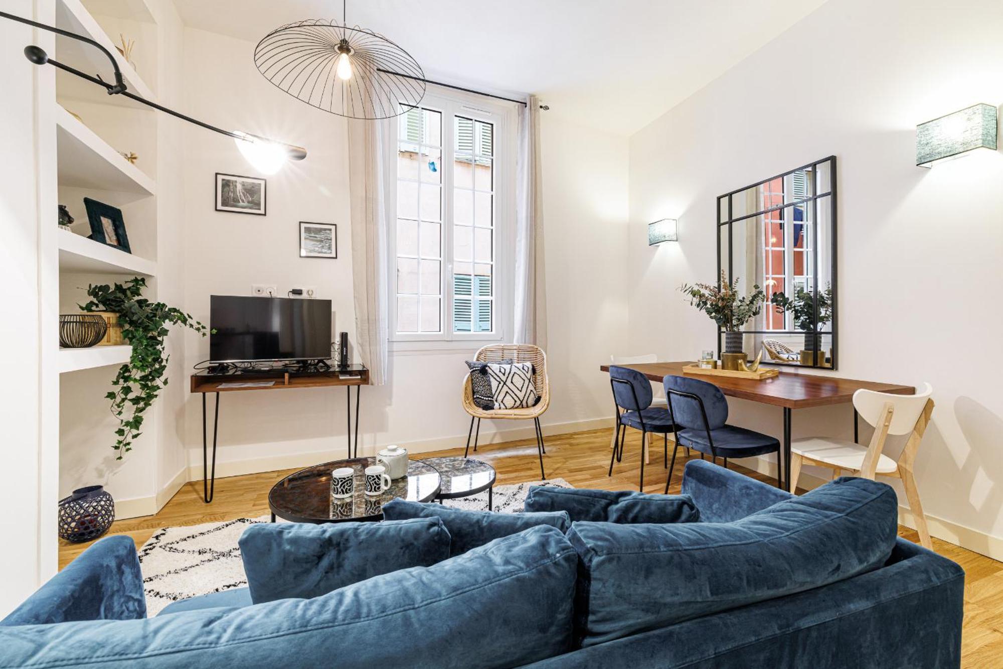 Chic & Cozy 2 Bdr Heart Of The Old Town Appartamento Nizza